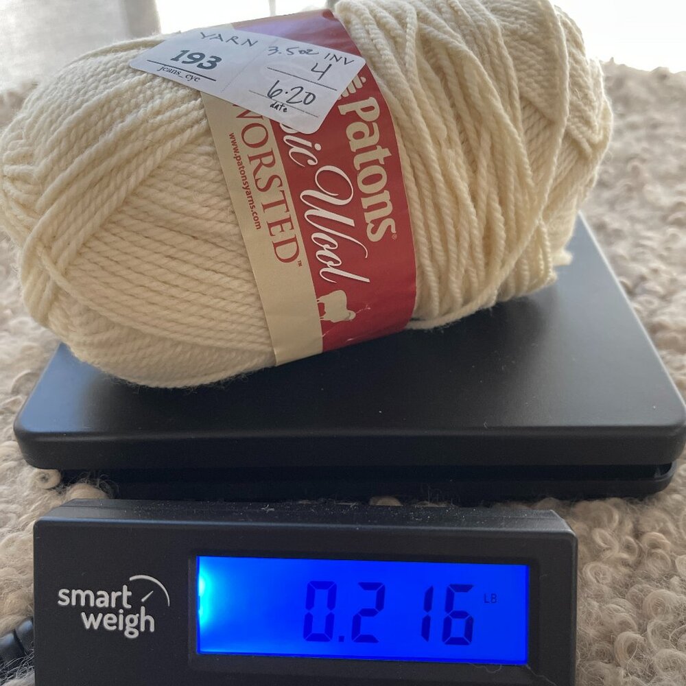 YARN 193 PATONS CLASSIC WORSTED WOOL 210YDS 100G